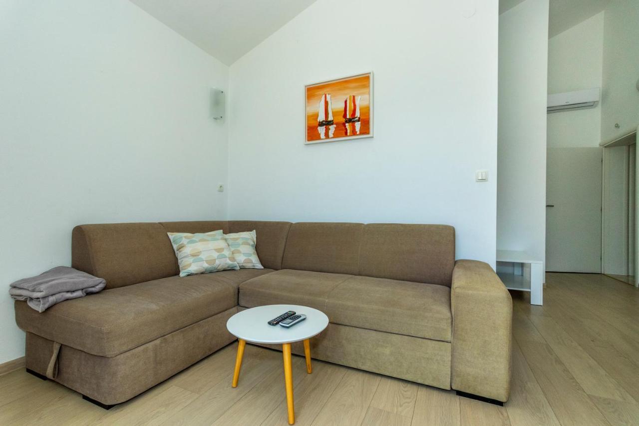 Apartments La Mirage พิโรวัซ ภายนอก รูปภาพ